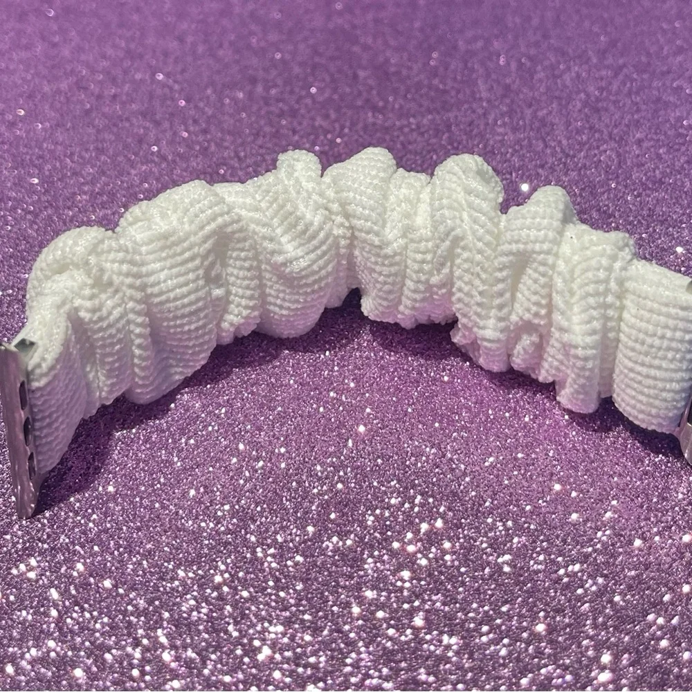 Black and White Scrunchie Apple Watch Bands (20 for Both)